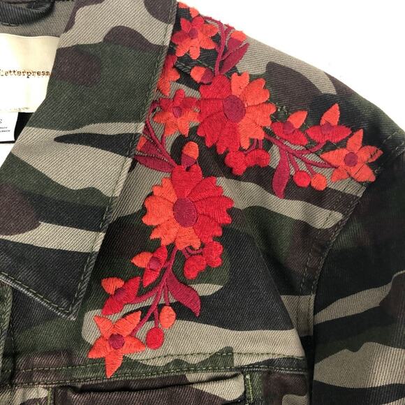 Pilcro Anthropology Green Orange Embroidered Flower Camo Denim Jean Jacket Coat - Picture 4 of 6